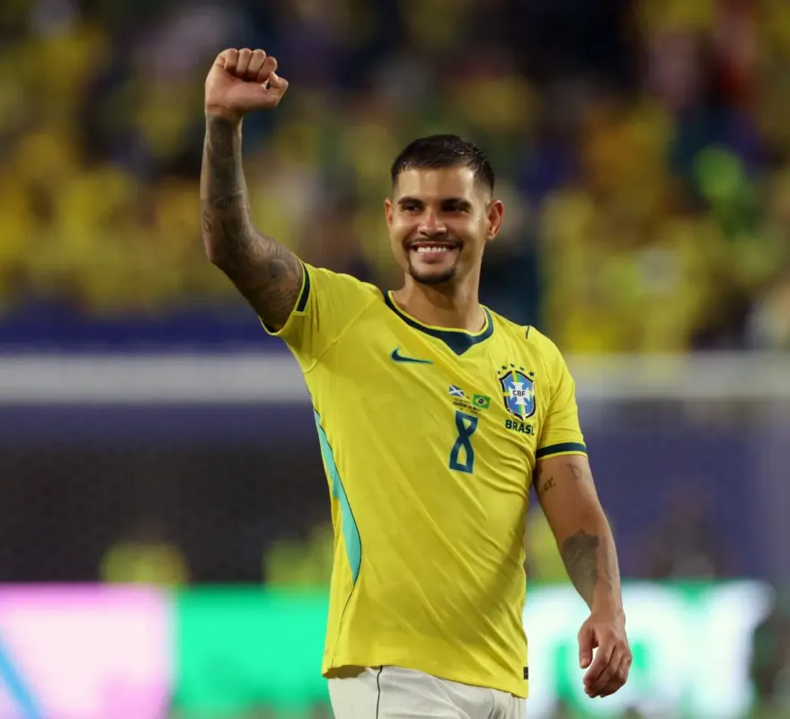 Arsenal, Bruno Guimarães'e İlgi Gösteriyor
