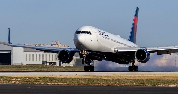 Delta Airlines'in JFK-Malta Seferleri Başladı: İlk Uçak Malta'ya İndi