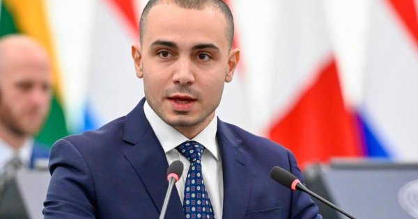 AP Üyeleri, Daniel Attard'ın Huawei Soruşturmasındaki Dokunulmazlığını Korumak İçin Oy Kullandı