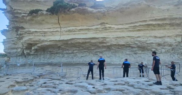 Hükümet: St Peter's Pool'daki Çatlak Uçurumda Güvenlik Önlemleri Alınmıştı