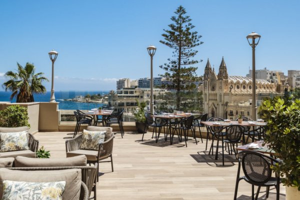 Atrio Restaurant: Manzaralı Akdeniz Lezzetleri