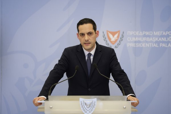 Malta'da tıbbi malzemeler ilk kez drone ile taşındı