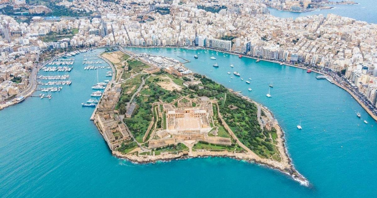 Fort Manoel'de Dev Partiler: Aktivistlerden 'İhanet' Tepkisi