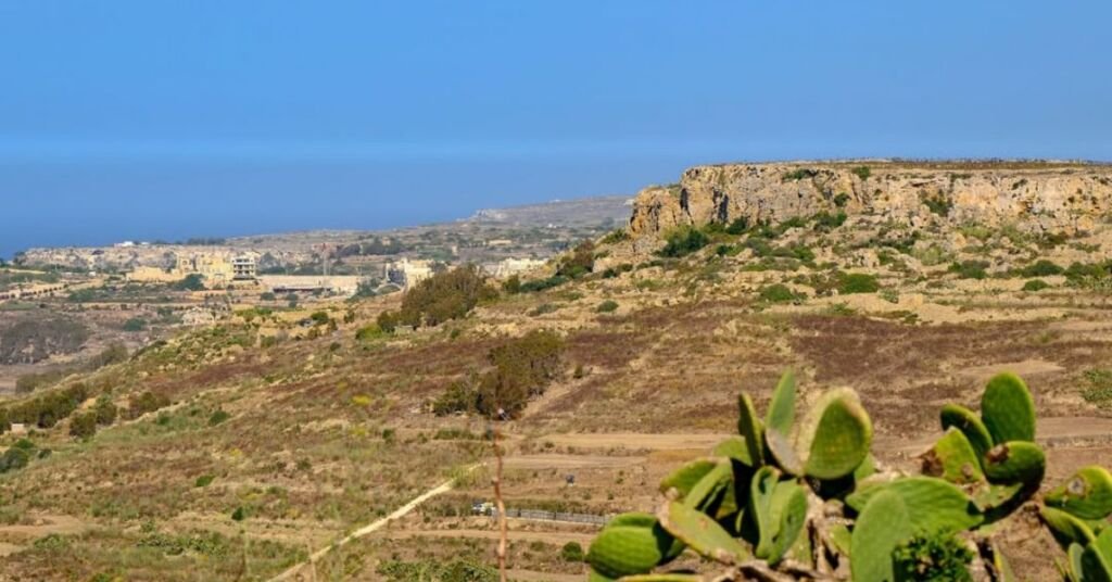 Malta 35°C'lik Hafta Sonuna Hazırlanırken Sarı Sıcaklık Uyarısı Yürürlükte