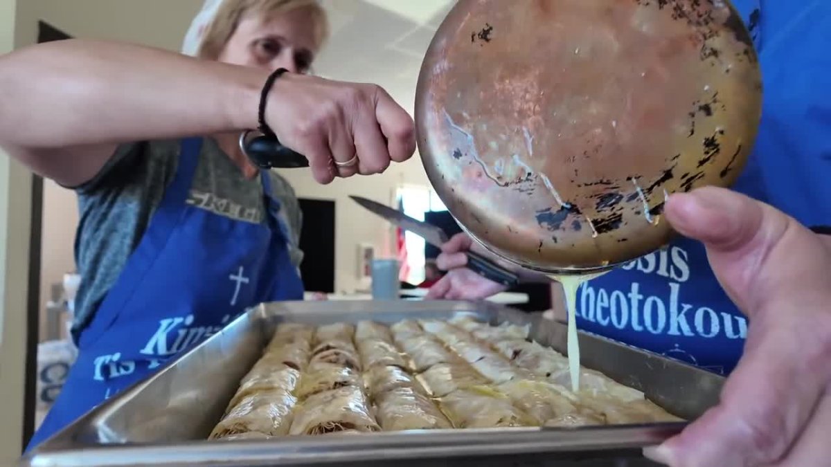 Rosami Restoranında Mum Işığında Dünya Saati Kutlaması