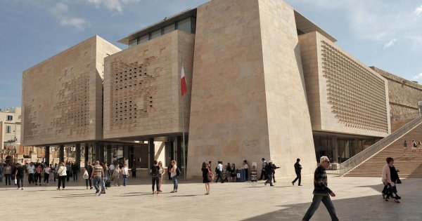 Cumartesi Günü Meclis Toplanacak