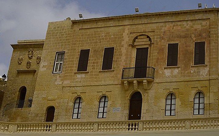 Gozo: Yasadışı Esrar Yetiştiriciliğiyle Bağlantılı Üç Kişi Tutuklandı
