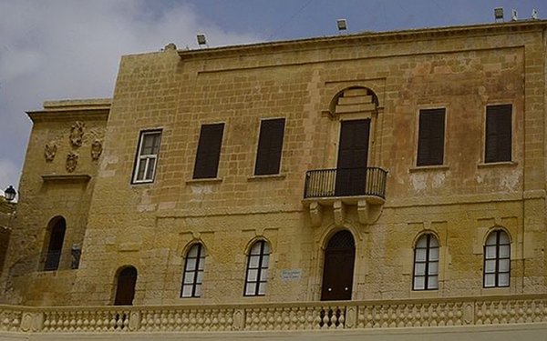 Gozo: Yasadışı Esrar Yetiştiriciliğiyle Bağlantılı Üç Kişi Tutuklandı