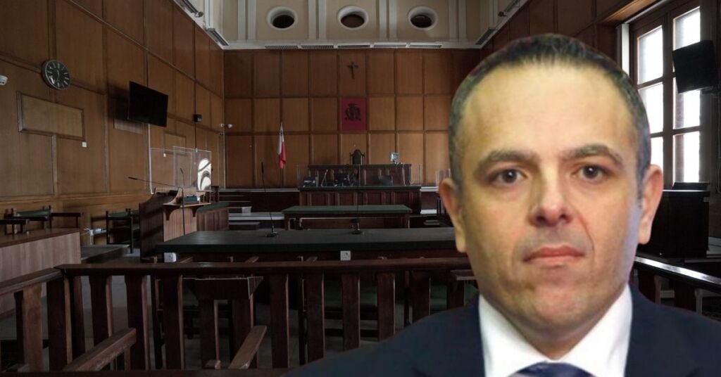 "Ekip Uyudu, Biz Devam Ettik": Arnaud, Keith Schembri'nin İki Polisle Tutuklanmasını Anlattı