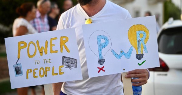 PL Milletvekilleri Elektrik Kesintileri Tartışmasını Kasım'a Erteledi, PN Milletvekili 'Geciktirme Taktiği' Dedi