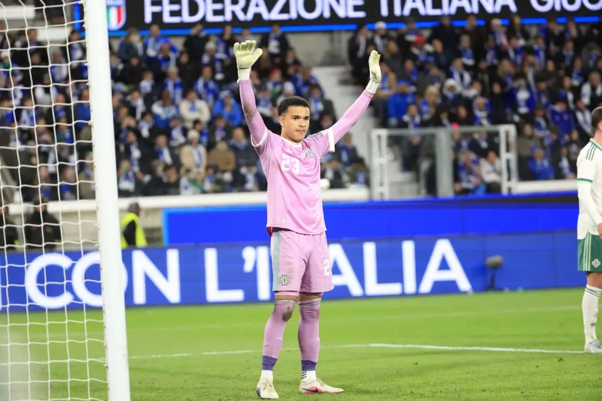 Manchester City, Kaleci Pierce Charles'ı Transfer Etti
