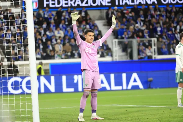 Manchester City, Kaleci Pierce Charles'ı Transfer Etti