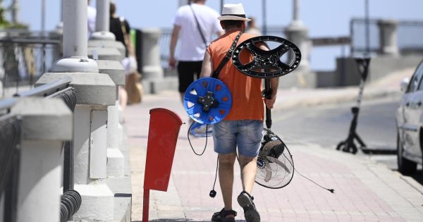 Sıcaklıklar Yükselirken Birçok Bölgede Elektrik Kesintisi