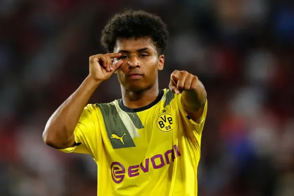 Barcelona, Karim Adeyemi'yi Borussia Dortmund'dan Resmen Transfer Etti