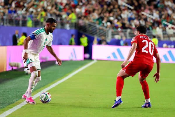 Riyad Mahrez, Cezayir Milli Takımı'na Veda Etti