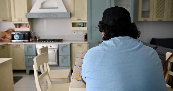 Minibüsten Eve: Mülteci Aileye Yeni Başlangıç