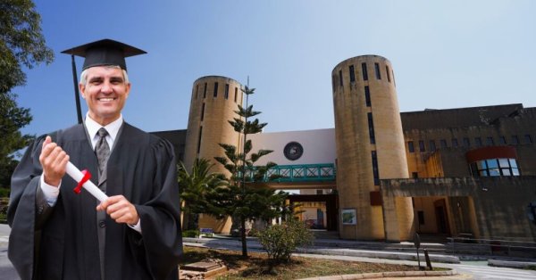 Son 10 Yılda 60 Yaş Üstü 220 Kişi Malta Üniversitesi'nden Mezun Oldu