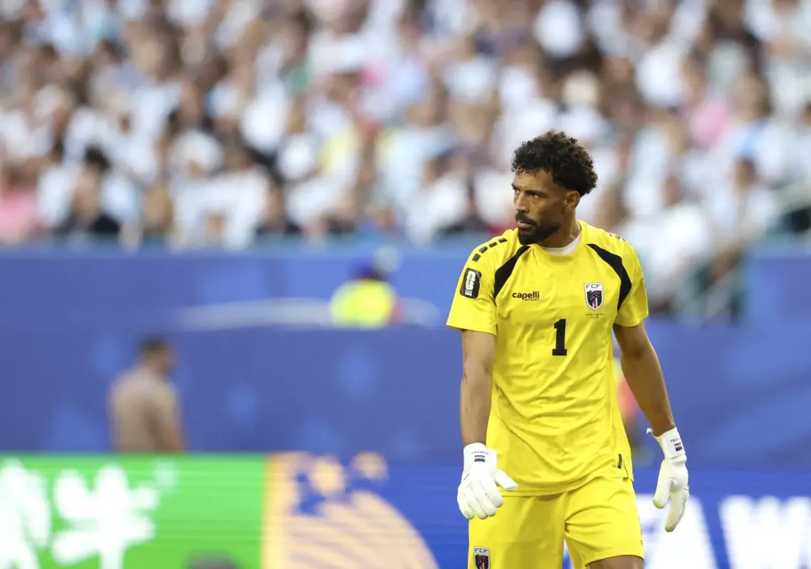 Vozinha, Colo-Colo'nun Yeni Kalecisi Oldu