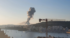 Naxxar'da havai fişek fabrikasında çoklu patlama: çevre bölgelerde geniş çaplı hasar