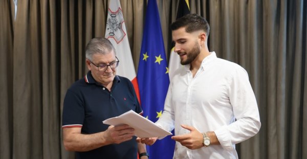 Alex Borg, PN Liderliği İçin Adaylığını Resmen Sundu