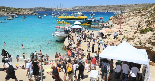 Comino ziyaretçi sınırı yeniden değerlendirilebilir