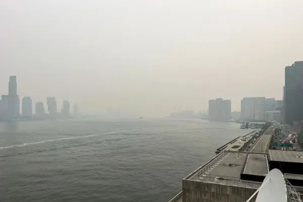 New York'ta Hava Kalitesi Alarmı: Dünya Kupası Finali Öncesi Kanada Yangınlarından Duman Uyarısı