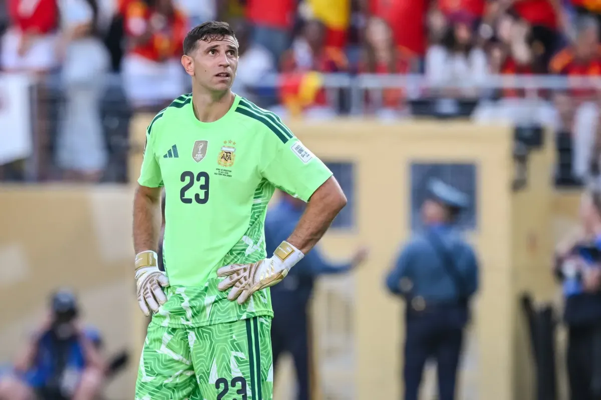 Arjantin'den Emiliano Martinez: 'Büyük Bir Hayal Kırıklığı, Her Şeyi Düşünmem Gerekiyor'