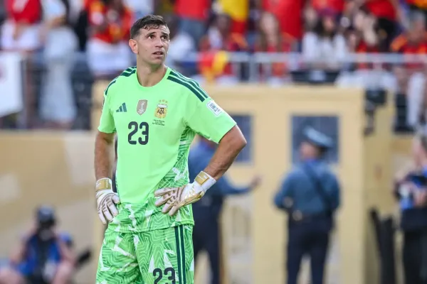 Arjantin'den Emiliano Martinez: 'Büyük Bir Hayal Kırıklığı, Her Şeyi Düşünmem Gerekiyor'