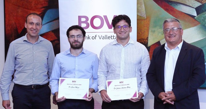 Dr. Sean Mizzi ve Dr. Julian Andrew Borg'a BOV Tıp Ödülü Verildi