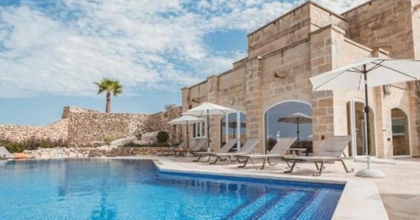 Tarım Bakanının Ailesine Ait Otel, Gerçeklik Şovuna Ev Sahipliği Yapacak