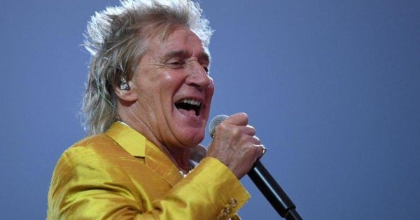 Rod Stewart Kalp Ameliyatı Sonrası Turnesini İptal Etti