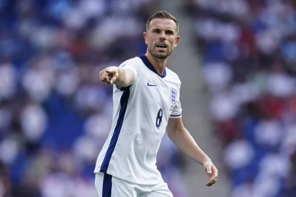 Chelsea, Jordan Henderson'ı Kadrosuna Kattı: 2028'e Kadar Sözleşme İmzalandı