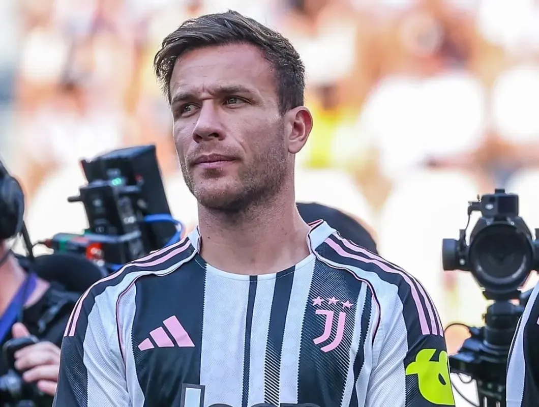 Arthur ve Juventus Karşılıklı Olarak Sözleşmeyi Feshetti