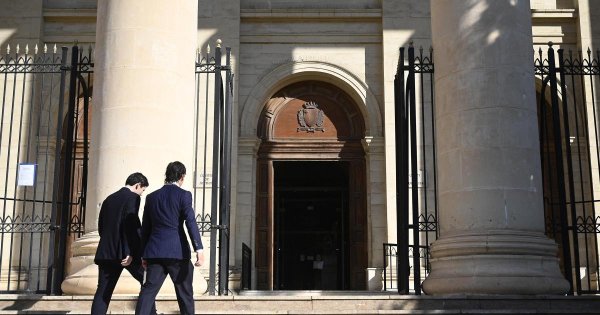 Sliema'daki Otelde Kredi Kartı Dolandırıcılığı: Turist Suçunu Kabul Etti