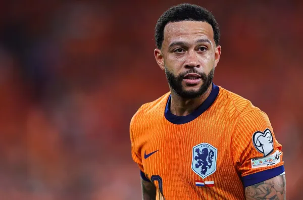 Memphis Depay, Corinthians ile sözleşmesini 2028'e kadar uzattı