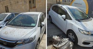 Marsa'da Park Edilmiş Araba Çöp ve Hasarla Dolduruldu