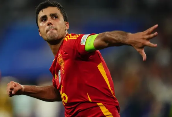 Rodri, Manchester City'den Barcelona'ya resmen transfer oldu: 2030'a kadar imza