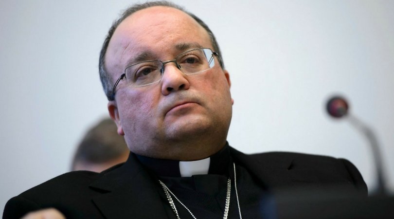 Curia açığı 3,44 milyon euroya derinleşti, mülk harcaması soruları sürüyor