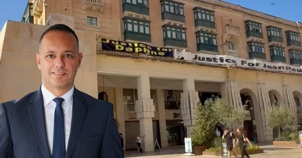 Jason Micallef'ten Valletta'daki Tarihi Binalara Sert Çıkış: Afiş Asmak Vandalizmdir