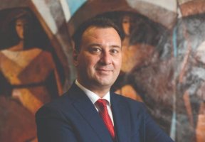 MDA, Yorgen Fenech sohbetleri nedeniyle PA CEO'su tartışmasının siyasallaştırılmaması için PN'ye çağrıda bulundu