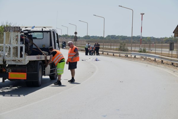 Ħal Far yolunda kamyon-motosiklet çarpışması: 34 yaşındaki erkek hayatını kaybetti