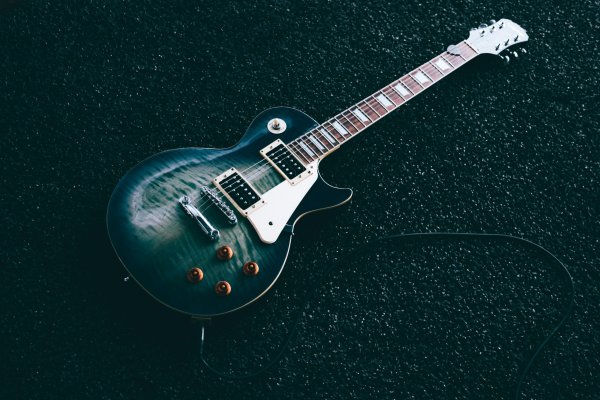 Gitar öğretme oyunu Notey, AB üssü olarak Malta'yı seçti
