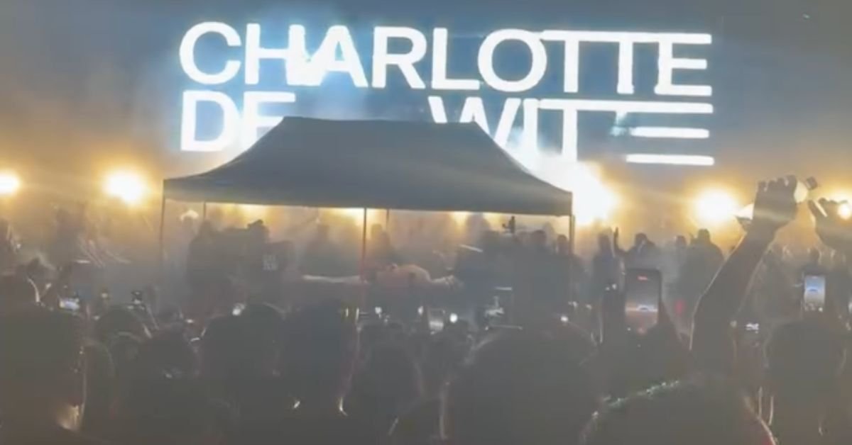 Charlotte de Witte Fort Manoel'i devraldı, kalabalık yağmurda coştu