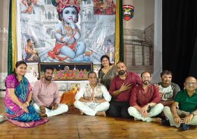 Malta'nın Hindu topluluğu Krishna Janmashtami'yi birlikte kutladı