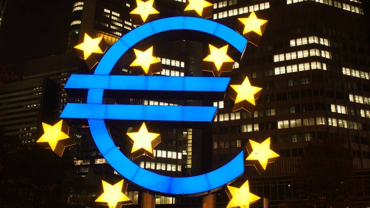 Euro banknotlarının yeni tasarımı için ECB anketine yaklaşık 10 milyon kişi katıldı