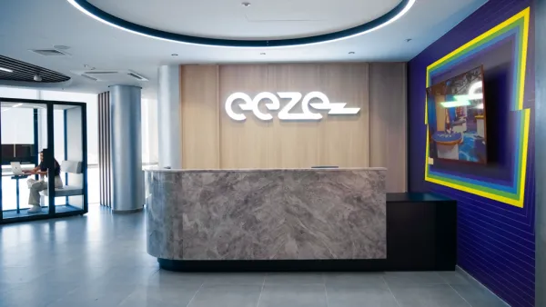 Eeze, Malta'daki Yeni Ofislerini Muhteşem Bir Işık Gösterisiyle Açıyor