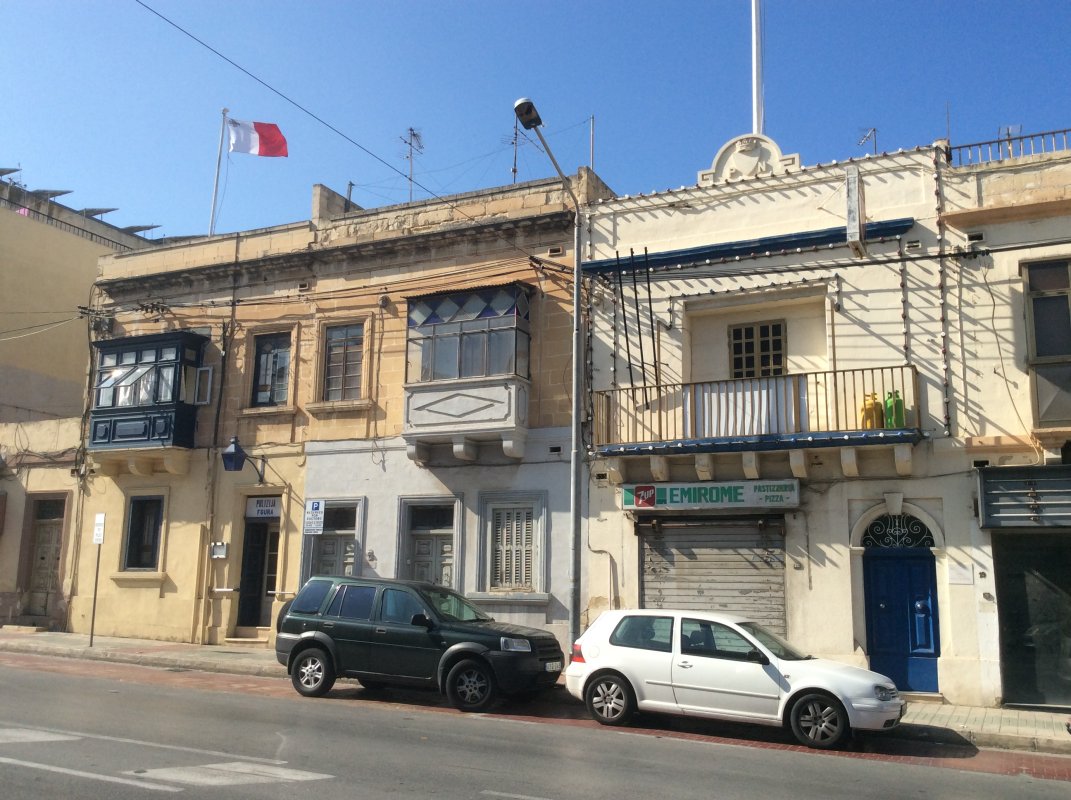 Devlet, Fgura polis karakolu mülkünün sahibine hak ihlali nedeniyle 143 bin euro ödemeye mahkum edildi