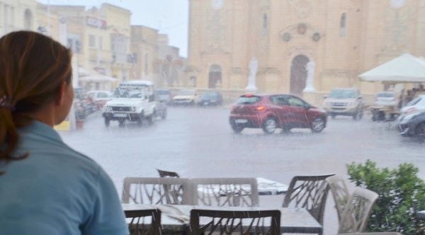 Met Office 'Be Prepared' hava uyarısı yayınladı