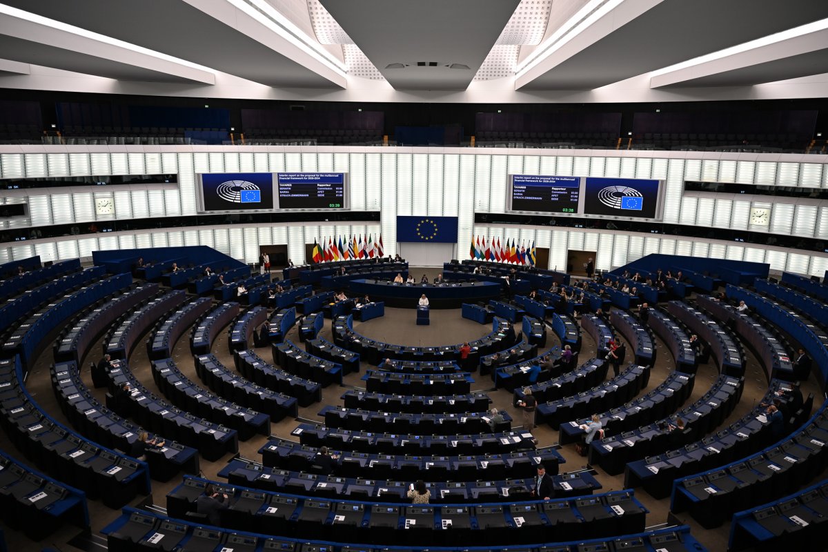 Avrupa Parlamentosu'nda döllenmeden doğuma insan hayatı konulu pro-life sergi düzenlendi