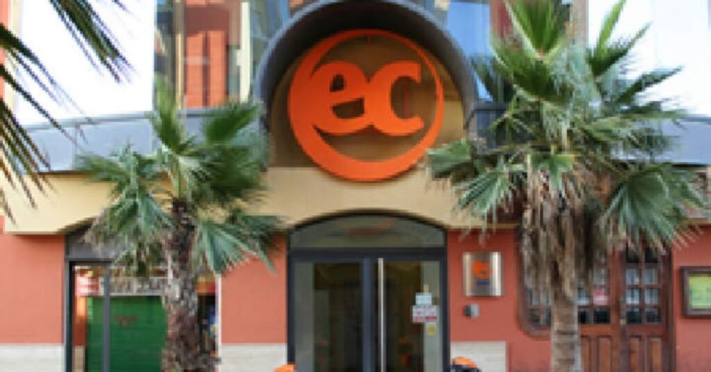 EC English tüm okulları dünya çapında kapatıyor, eğitim hemen duruyor